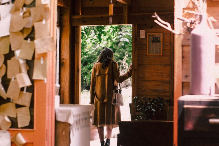 The Inspiration and Influences behind Miriam Sonstenes’s I Am Leaving